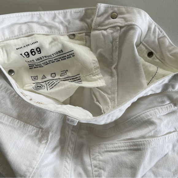 Gap white denim shorts - Picture 6 of 7